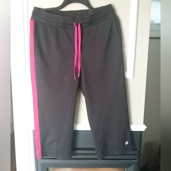 Champion Capri Sweatpants Women's Size Small - Picture 1 of 9